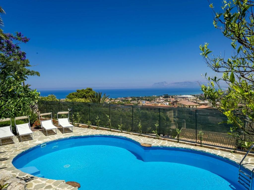 Gallery image of Spacious Villa in Castellammare del Golfo with Swimming Pool in Castellammare del Golfo