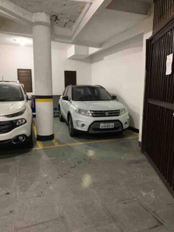  Apartamento Bem localizado Meia Praia excelente