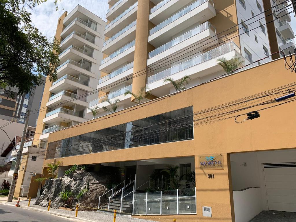  Apartamento com 2 Quartos no Centro Poços de Caldas perto de tudo!