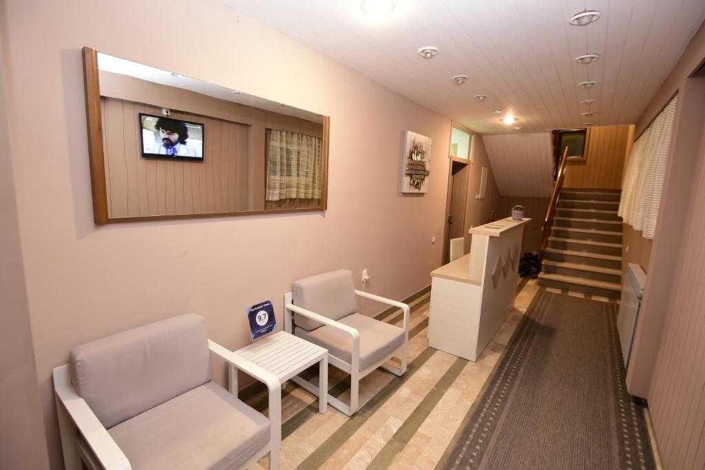 TV a/nebo společenská místnost v ubytování Apartments Vlasic