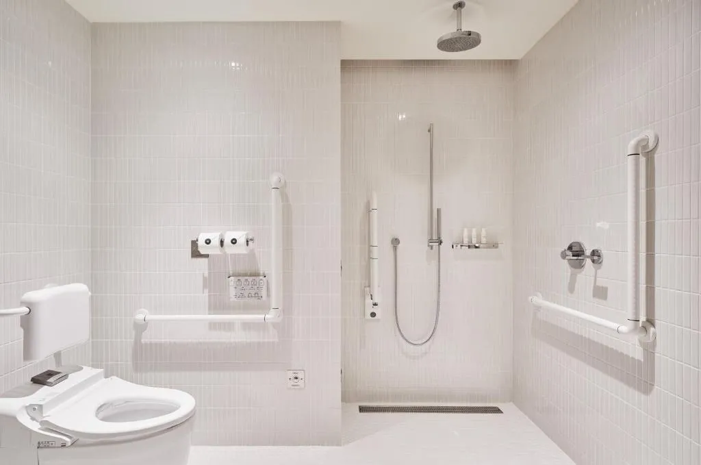 Essential King Room - Accessible