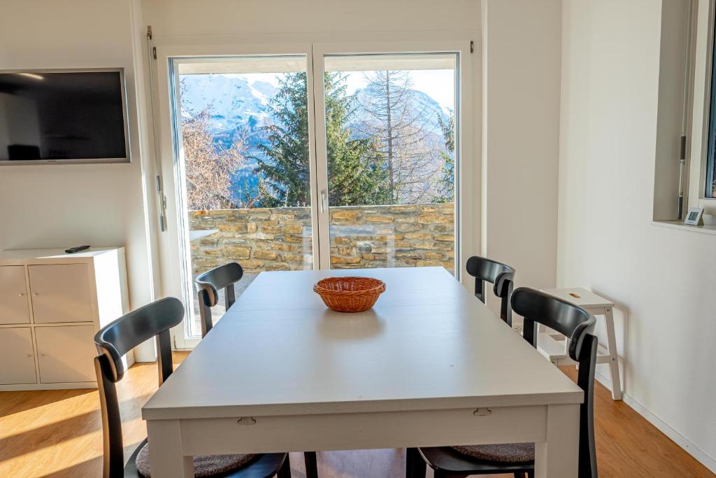 TV a/nebo společenská místnost v ubytování Chalet Avista