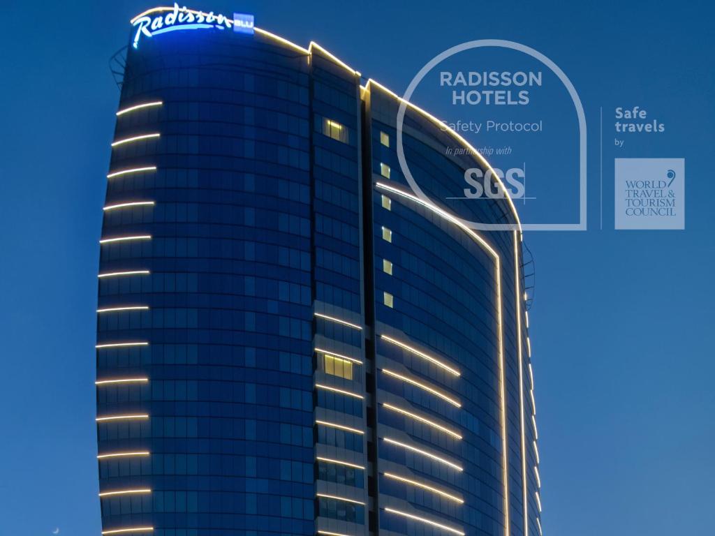 Radisson Blu Hotel, Dubai Canal View tanúsítványa, márkajelzése vagy díja