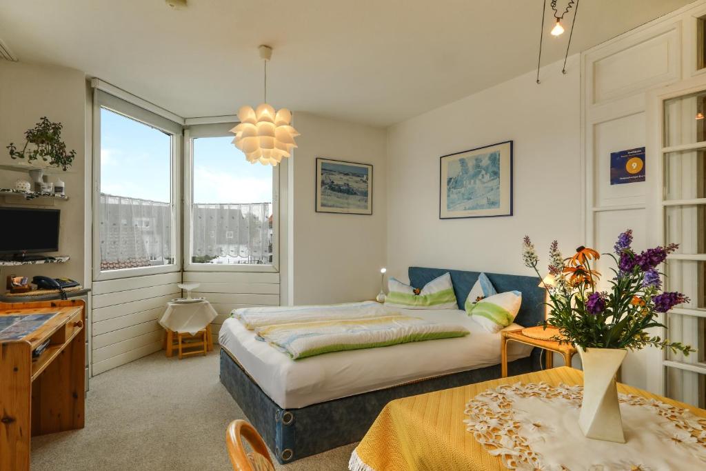 Fotografie z fotogalerie ubytování Ferienwohnung Holiday 2 v destinaci Friedrichshafen