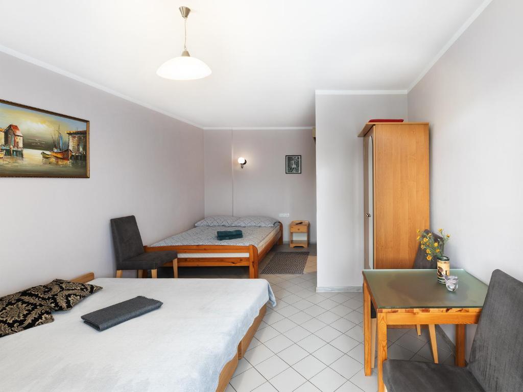 Gościniec u Sary - Standard Quadruple Room 3