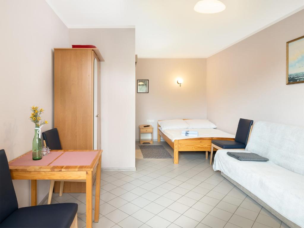 Gościniec u Sary - Standard Quadruple Room 4