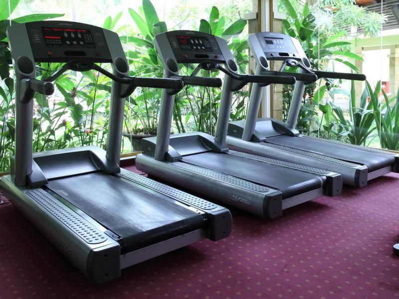 Fitness centrum a/nebo fitness zařízení v ubytování Le Dian Hotel