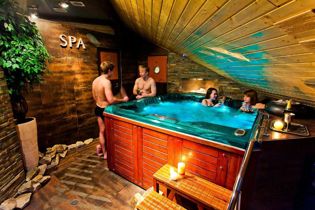 Φωτογραφία από το άλμπουμ του Apartament Pool SPA z jacuzzi σε Strzyżów