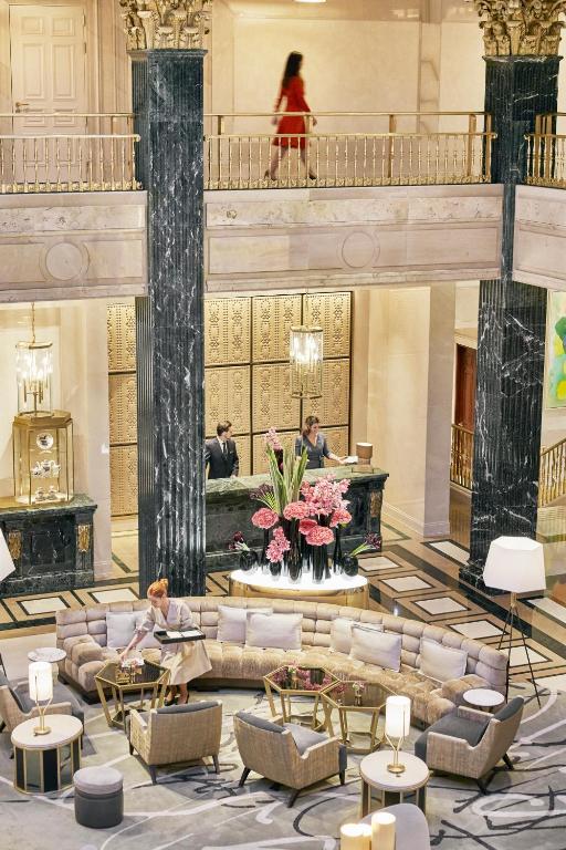 Four Seasons Hotel Madrid - Resim 6