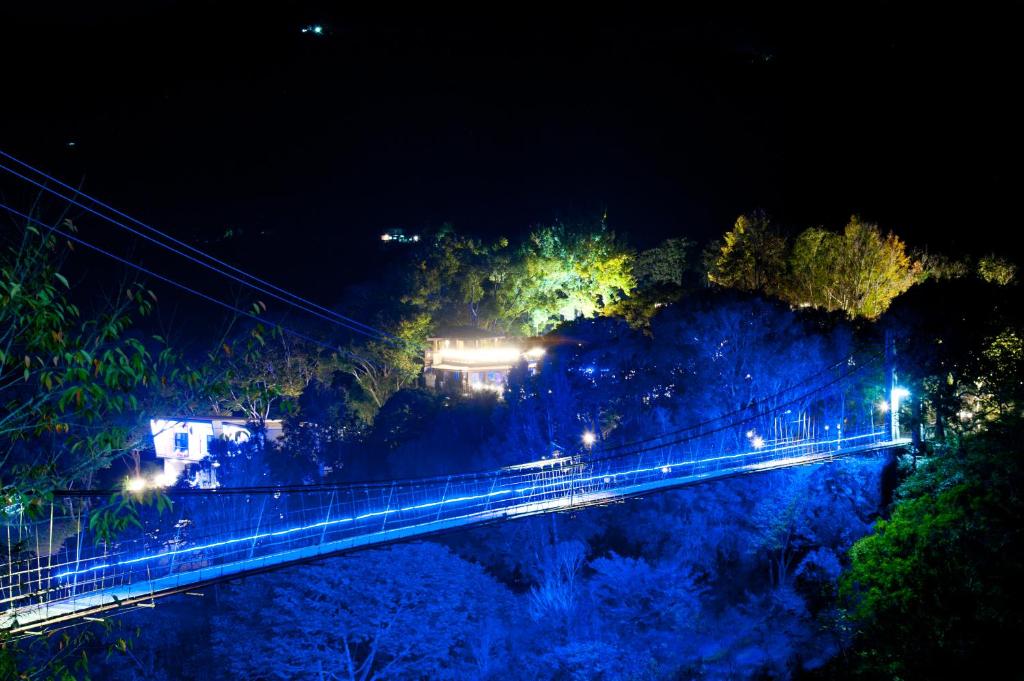 &#x82D7;&#x6817;&#x6CF0;&#x5B89; &#x864E;&#x5C71;&#x6EAB;&#x6CC9;&#x6703;&#x9928;&#x5E73;&#x9762;&#x5716;