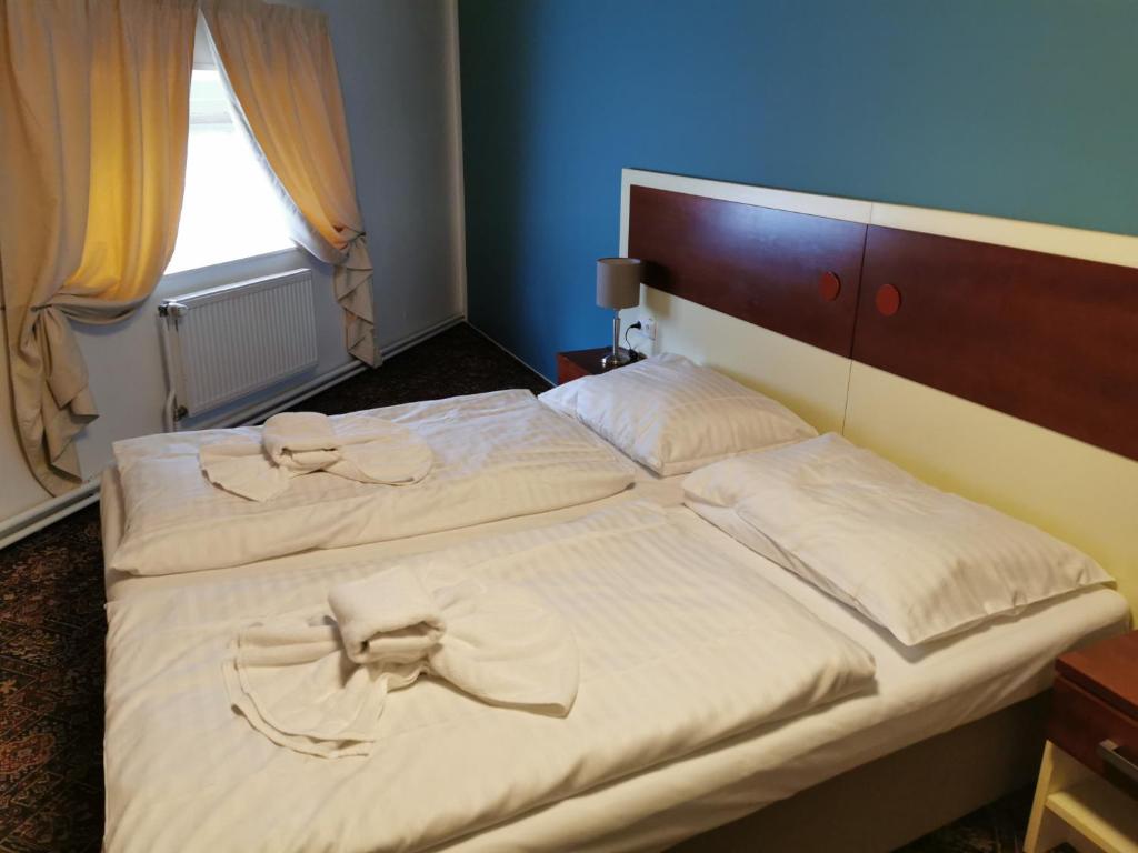 
Standard Double or Twin Room
