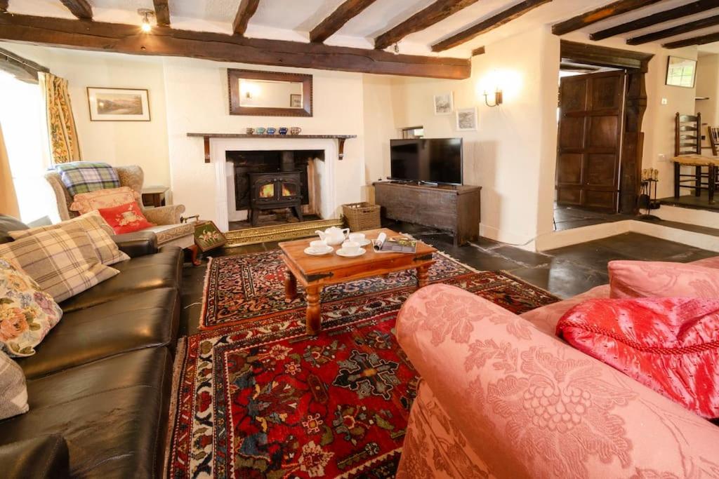 The Gate House, Clappersgate, Ambleside (updated prices 2024)