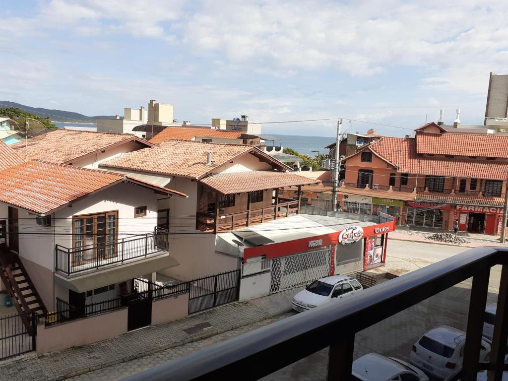  Apartamento com VISTA para o MAR no centro de Bombinhas
