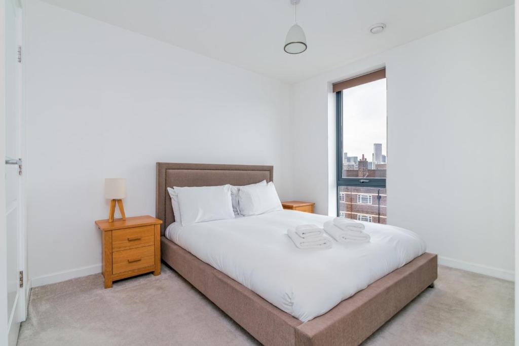 GuestReady - Bright & Modern Apartment w Sunset Views