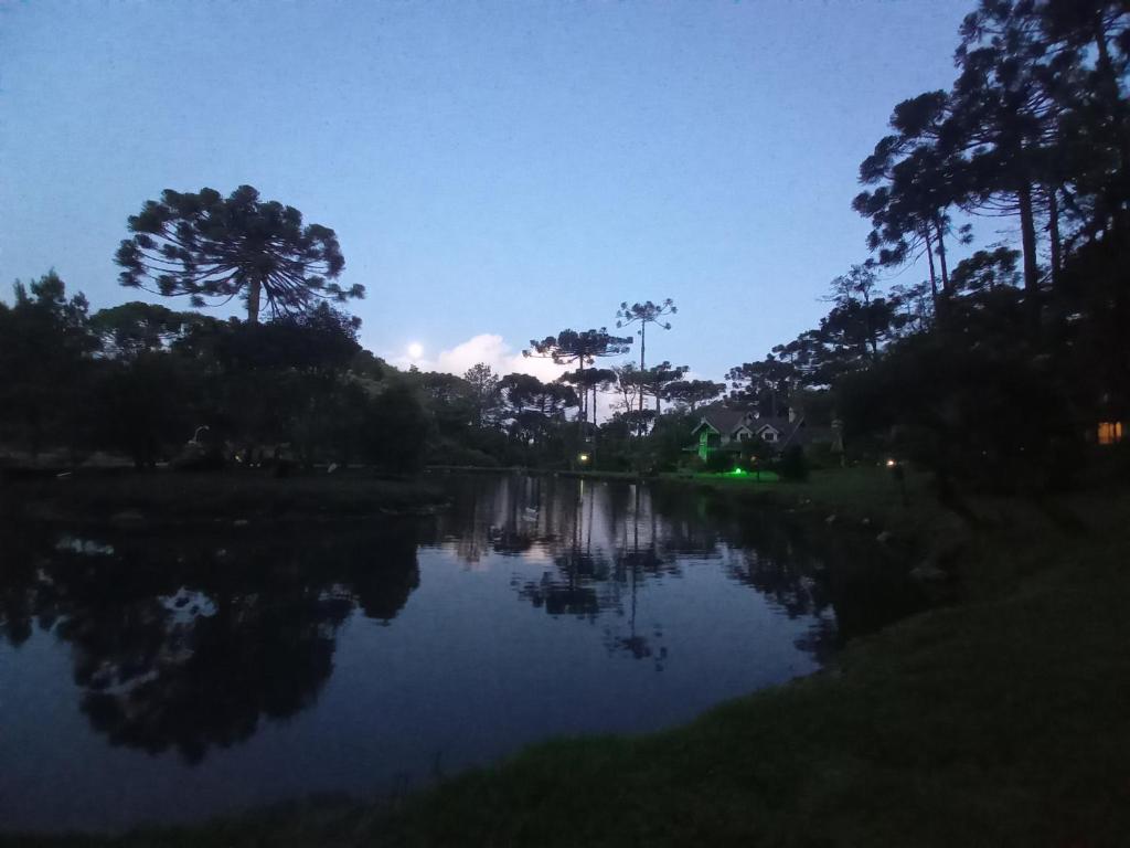 Suíte Beija Flor  Suíte Beija Flor