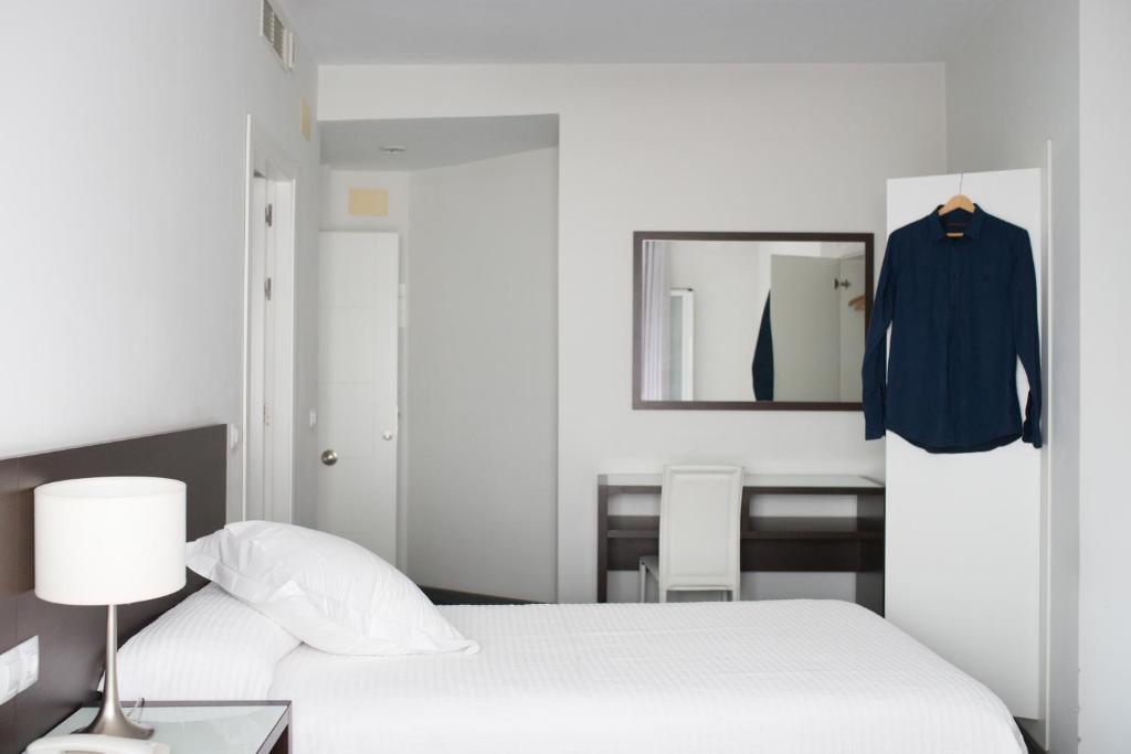 Hotel Madrid de Sevilla by SHS - Resim 17