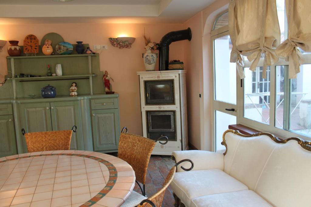 Kuchyňa alebo kuchynka v ubytovaní Anthos Casa Vacanze