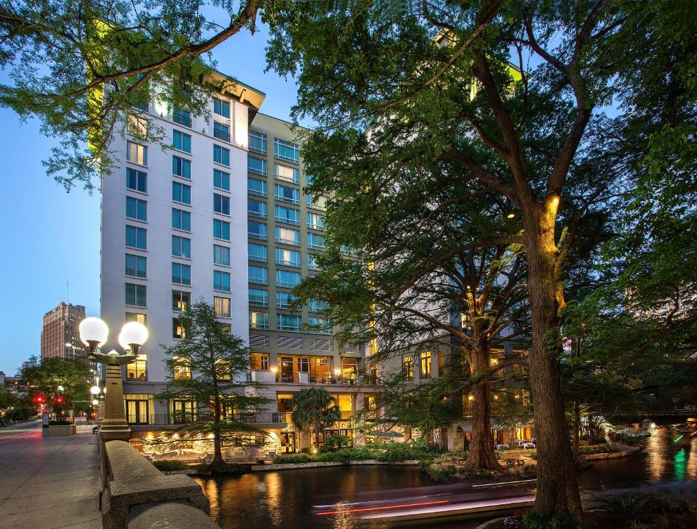 Hotel Contessa -Suites on the Riverwalk