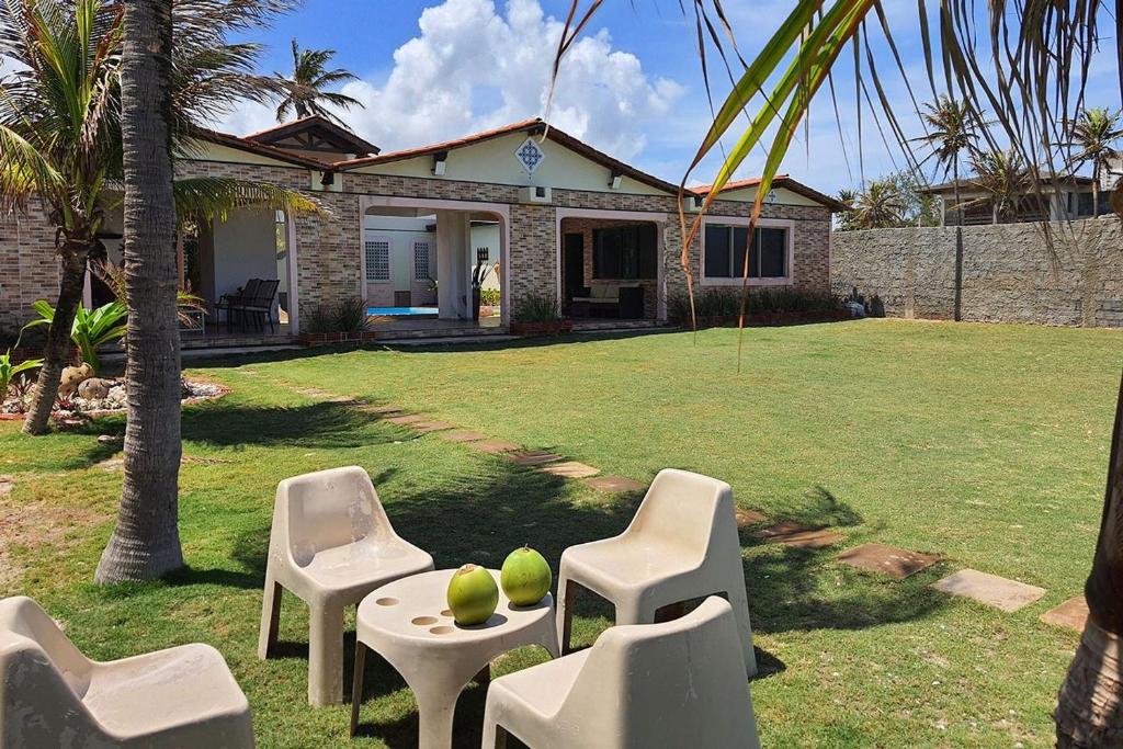  Casa para 18 pessoas frente mar na Praia de Tabuba por Carpediem