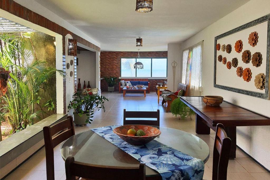  Casa para 18 pessoas frente mar na Praia de Tabuba por Carpediem