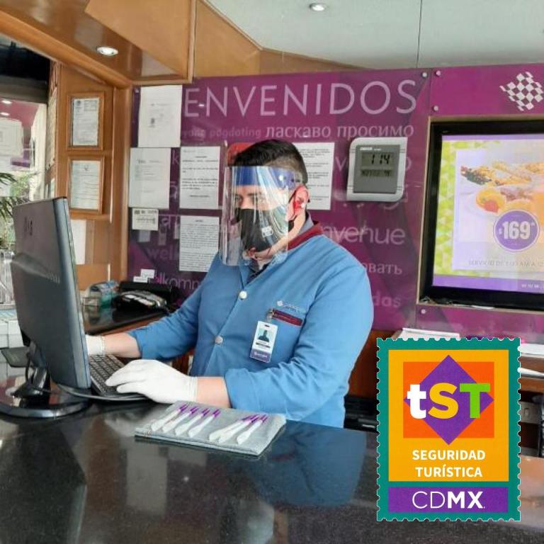 Hosté ubytování WeEnjoy Hotels Grand Prix Aeropuerto CDMX