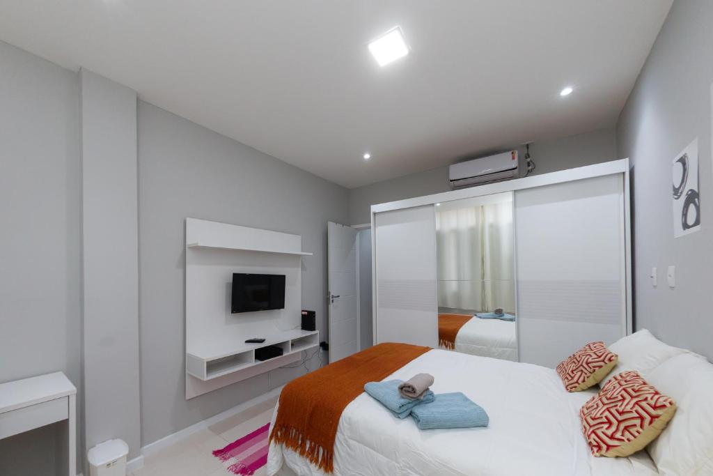  COPACABANA SUPER CUTE 240MB WIFI 2 BEDS (4PAX)