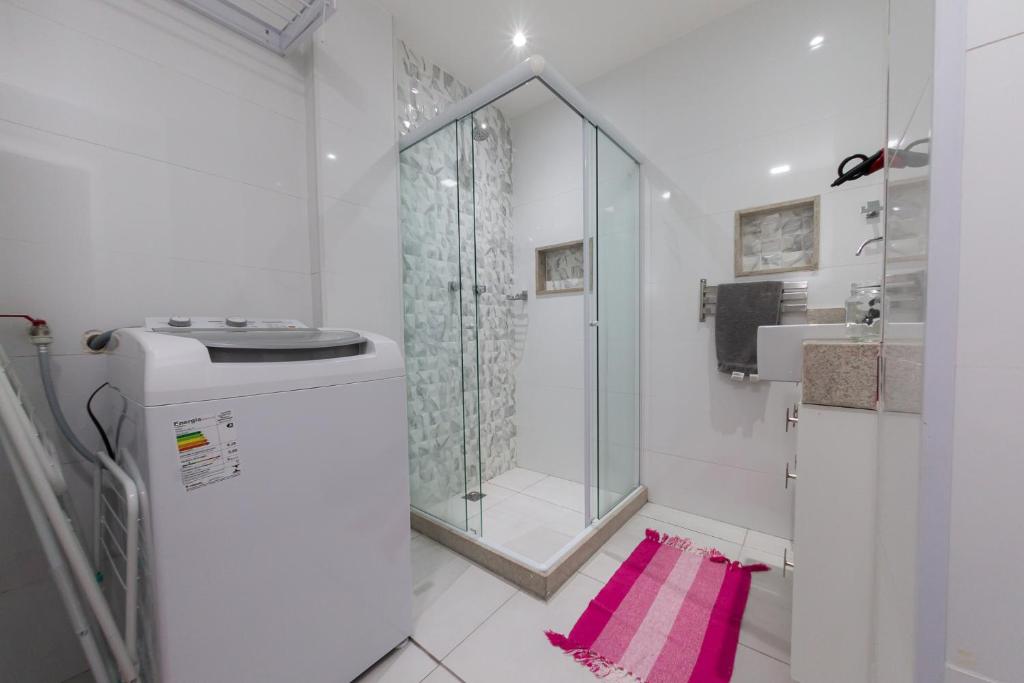  COPACABANA SUPER CUTE 240MB WIFI 2 BEDS (4PAX)
