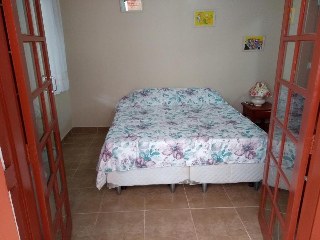  Suite individual para 3 pessoas Ambiente familiar em Juquehy