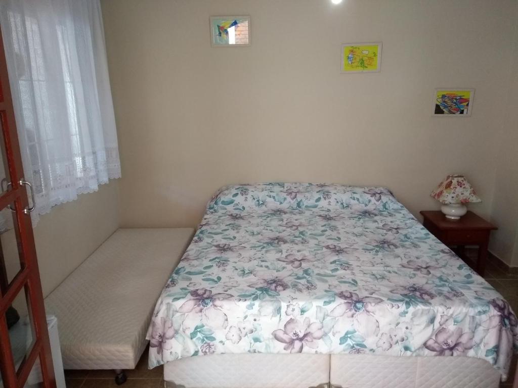  Suite individual para 3 pessoas Ambiente familiar em Juquehy