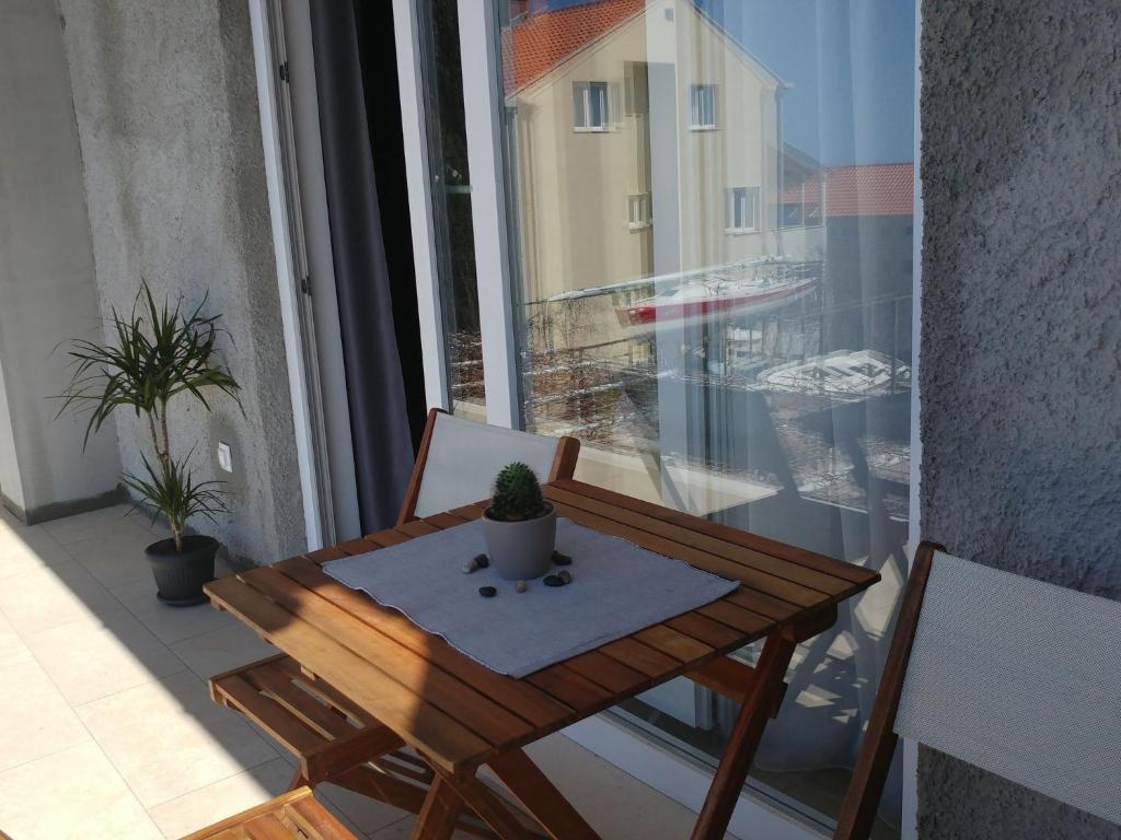Fotografia z galérie ubytovania Comfortable apartment in Cavtat with balcony v destinácii Cavtat