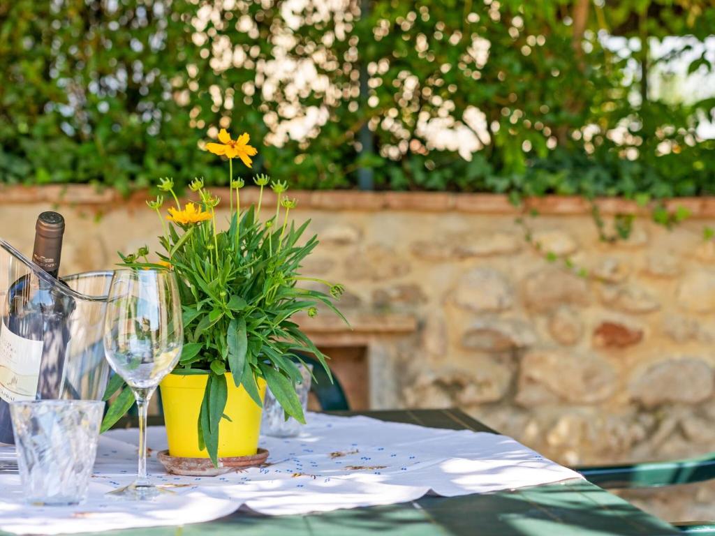 Napoje w obiekcie Holiday Home in Umbria with Pool and Views