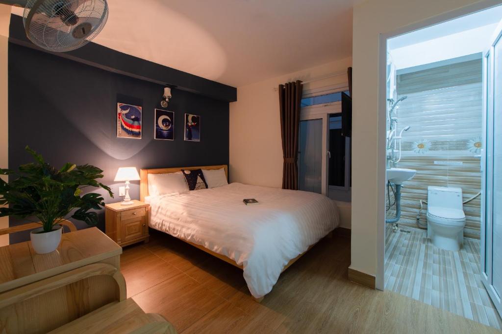 Moc Thach Hostel Dalat客房内的一张或多张床位