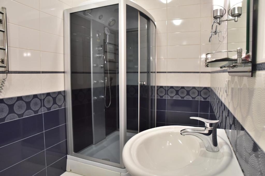 Koupelna v ubytování Hotel Т2