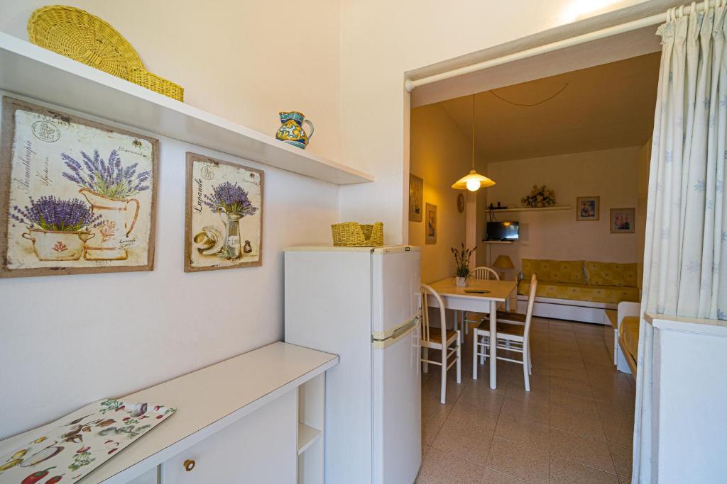 Zdjęcie z galerii obiektu Appartamenti Vista Mare - Goelba w mieście Capoliveri