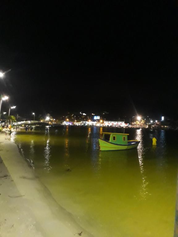  Bela casa - Frente para praia da Lagoa da Conceição - Local e vista privilegiada