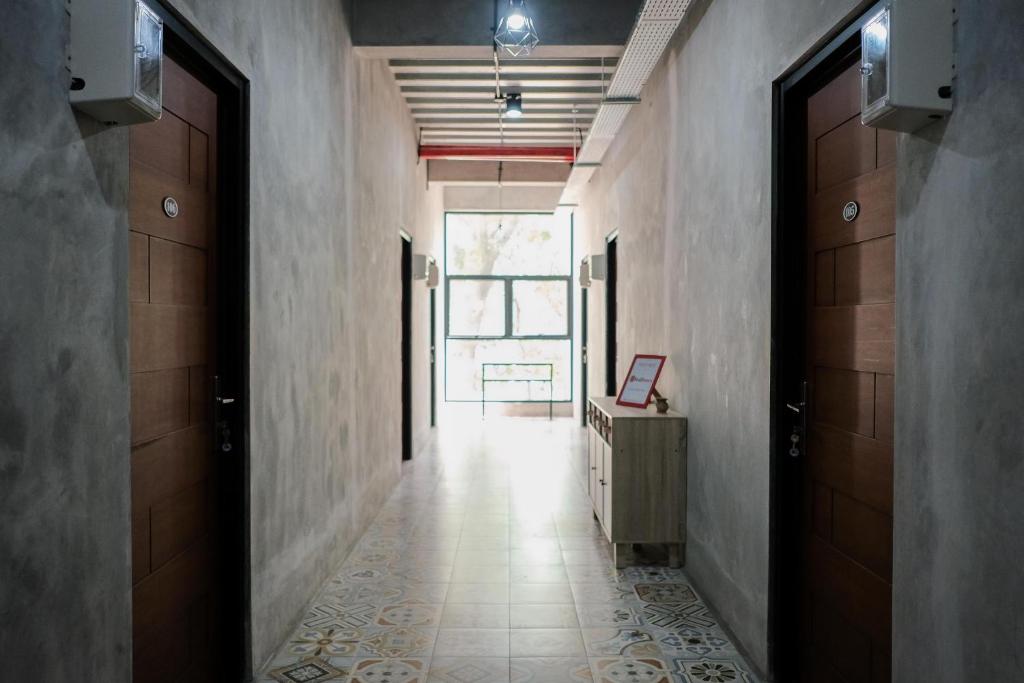 Fotografie z fotogalerie ubytování RedDoorz near Trans Studio Mall Cibubur 3 v destinaci Bogor
