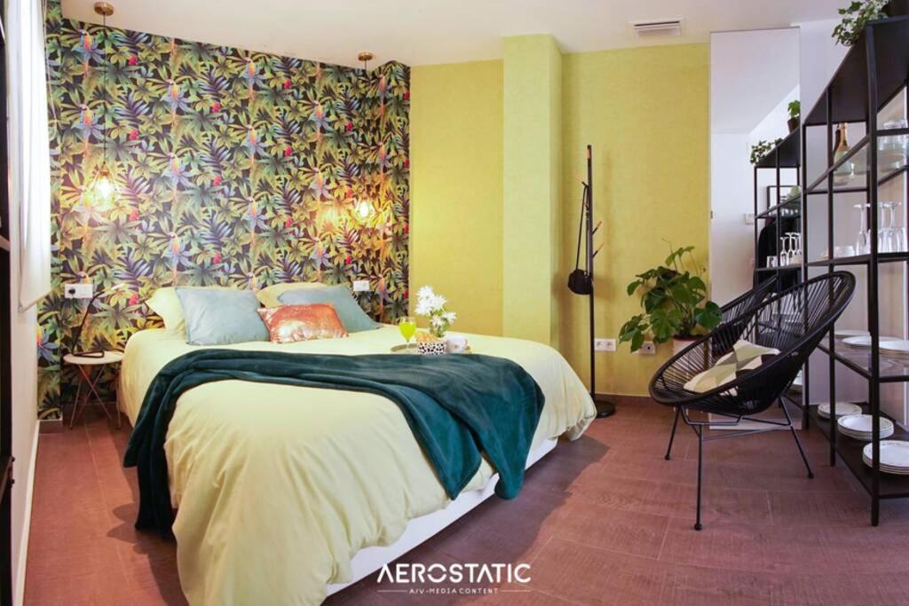 Posteľ alebo postele v izbe v ubytovaní Juan de Padilla Premium by Nagoa Homes