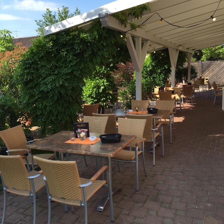 Restaurace v ubytování Altes Rathaus am Elz Garten