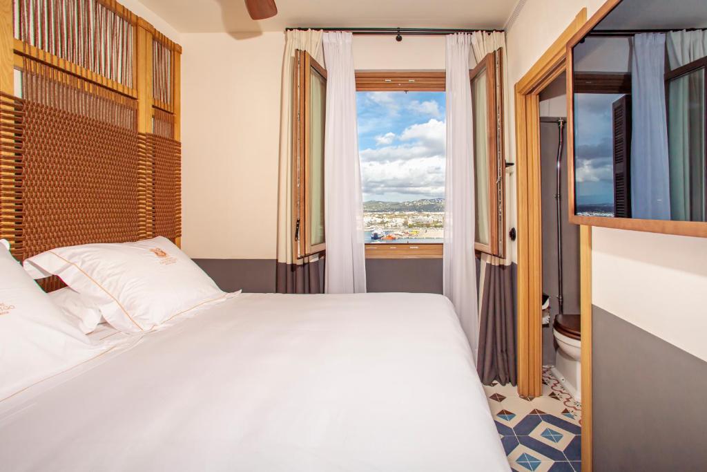 Hotel La Torre del Canonigo - Small Luxury Hotels, Ibiza Town ...