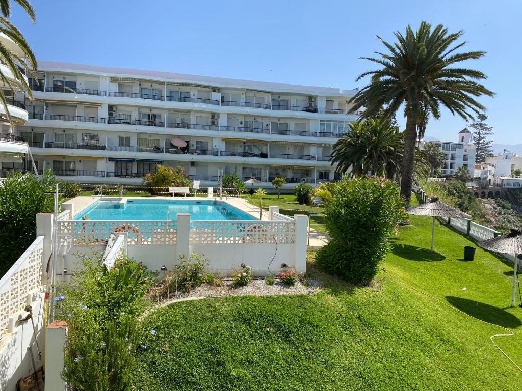 Apartamentos Acapulco At Home, Nerja – Updated 2022 Prices