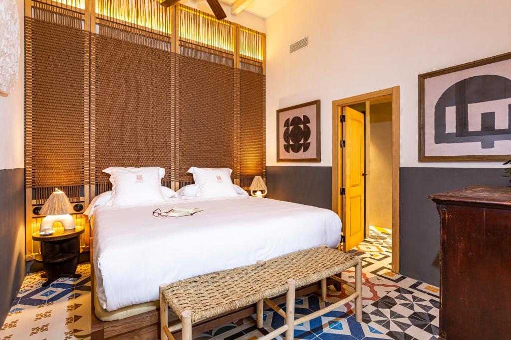Hotel La Torre del Canonigo - Small Luxury Hotels, Ibiza Town ...
