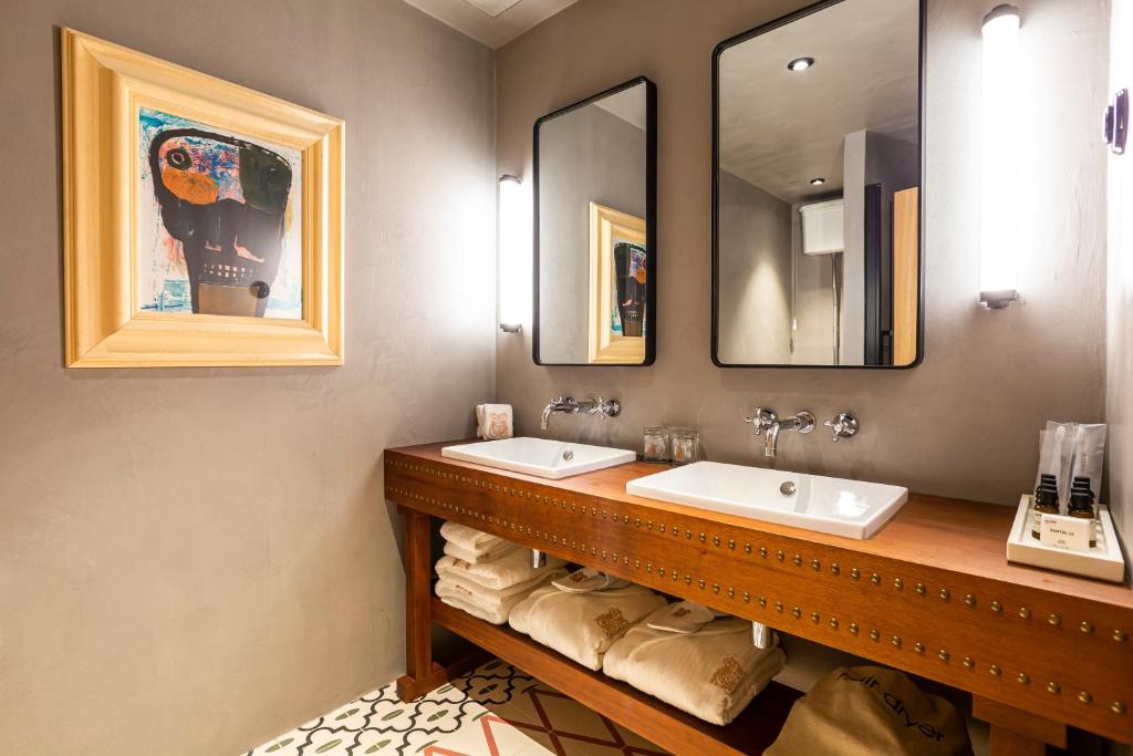 Hotel La Torre del Canonigo - Small Luxury Hotels, Ibiza-stad ...