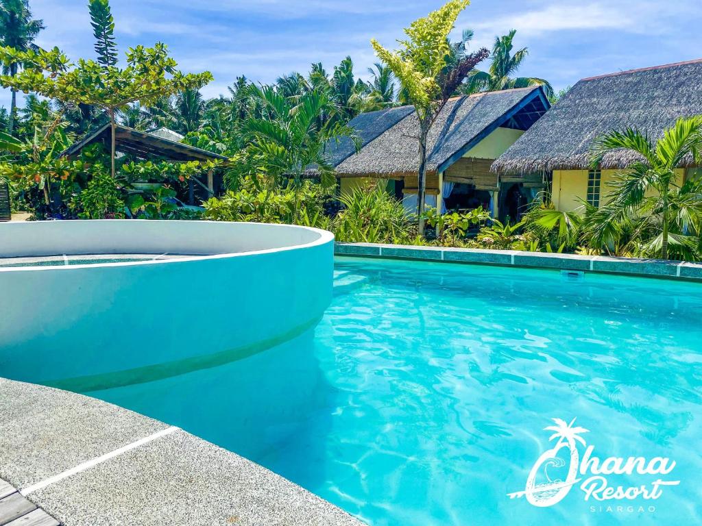 Bazén v ubytování Ohana Resort Siargao nebo v jeho okolí
