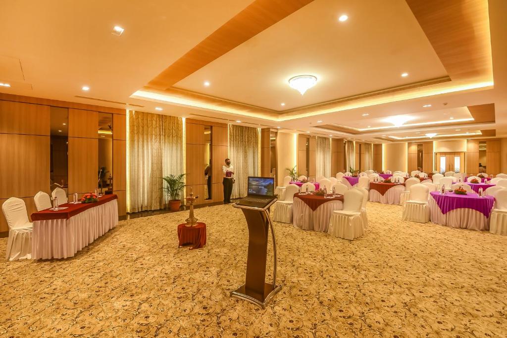 Fotografie z fotogalerie ubytování Emerald Clarks Inn Suites v destinaci Maisúr