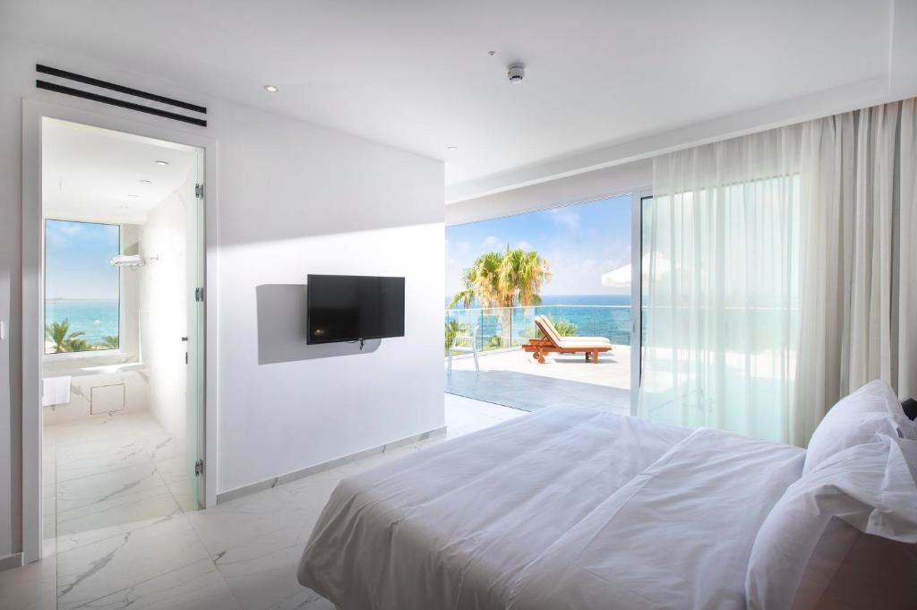 Akti Beach Hotel & Village Resort - Junior Suite