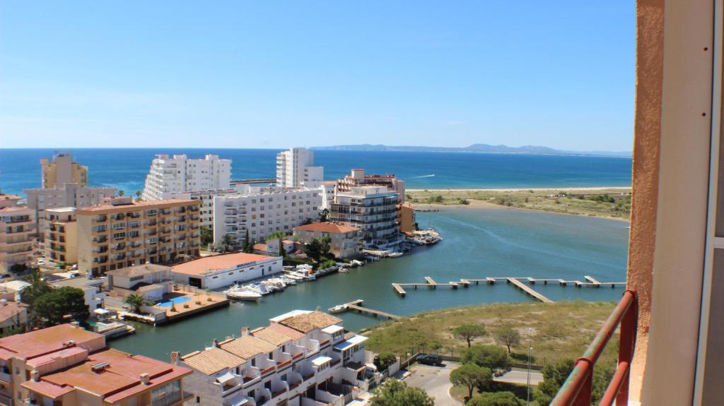 Isla de Roses 1-24, Roses – Updated 2022 Prices
