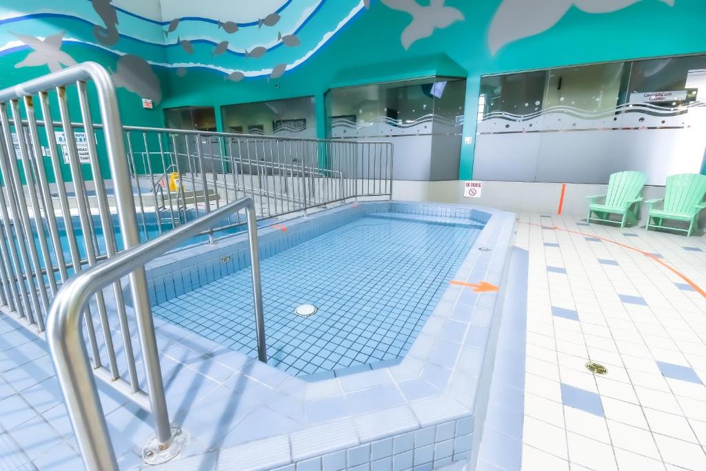 Canad Inns Destination Centre Transcona - Resim 20