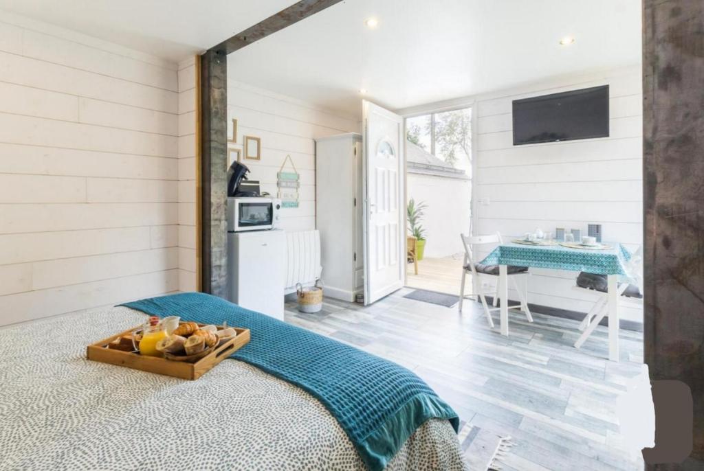 LES PIEDS DANS L'EAU - Superior Double Room