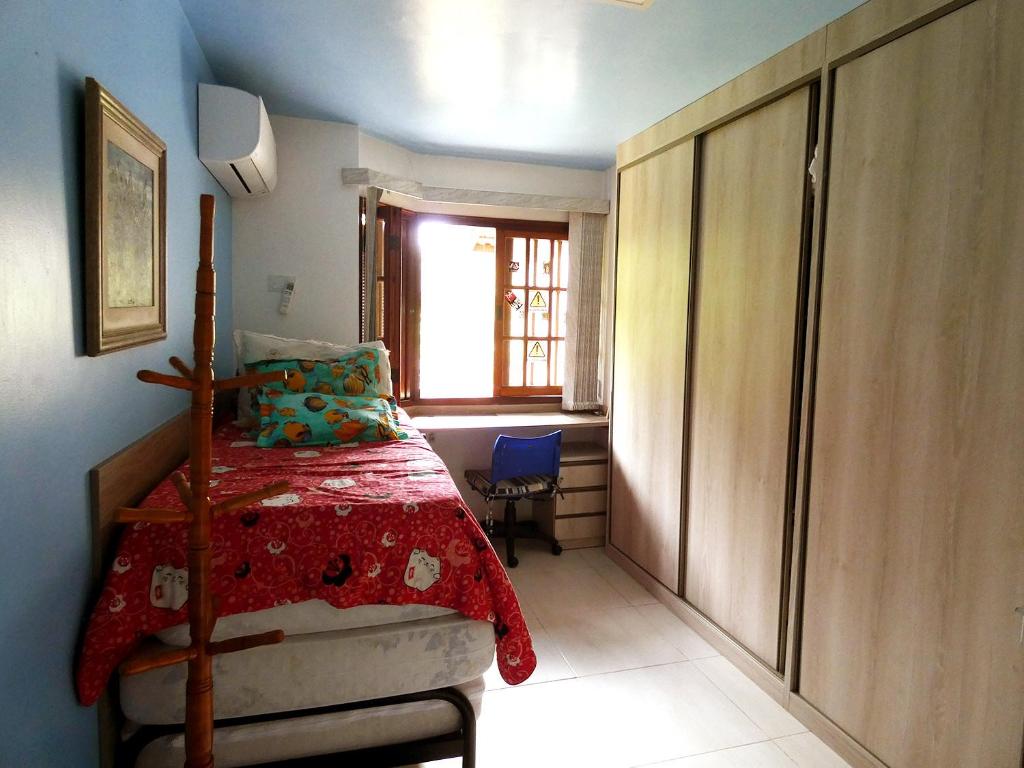  Casa com Wifi em Condomínio com Lazer Completo