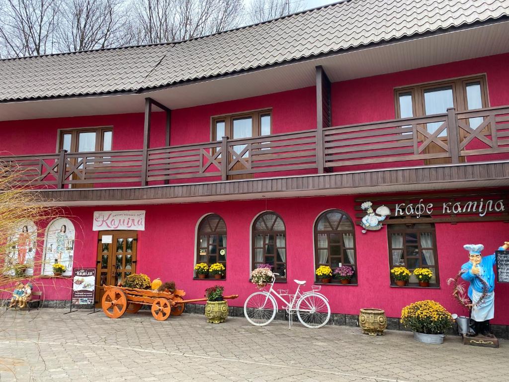 Jízda na kole v ubytování Готель-ресторан Каміла nebo okolí